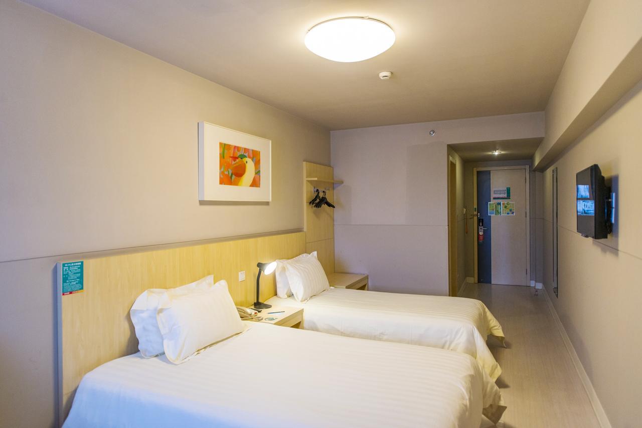 Jingjiang Inn Shanghai Baoyang Pier 외부 사진