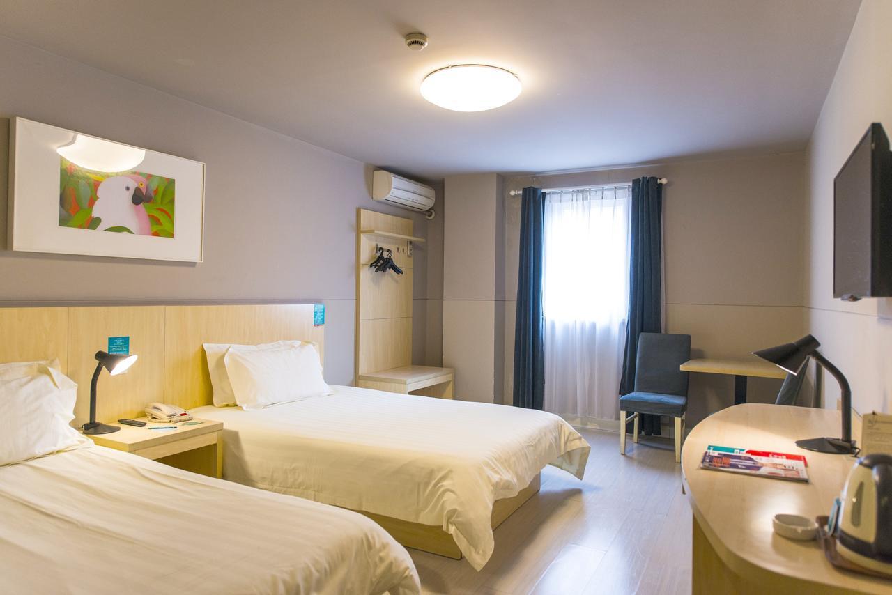 Jingjiang Inn Shanghai Baoyang Pier 외부 사진