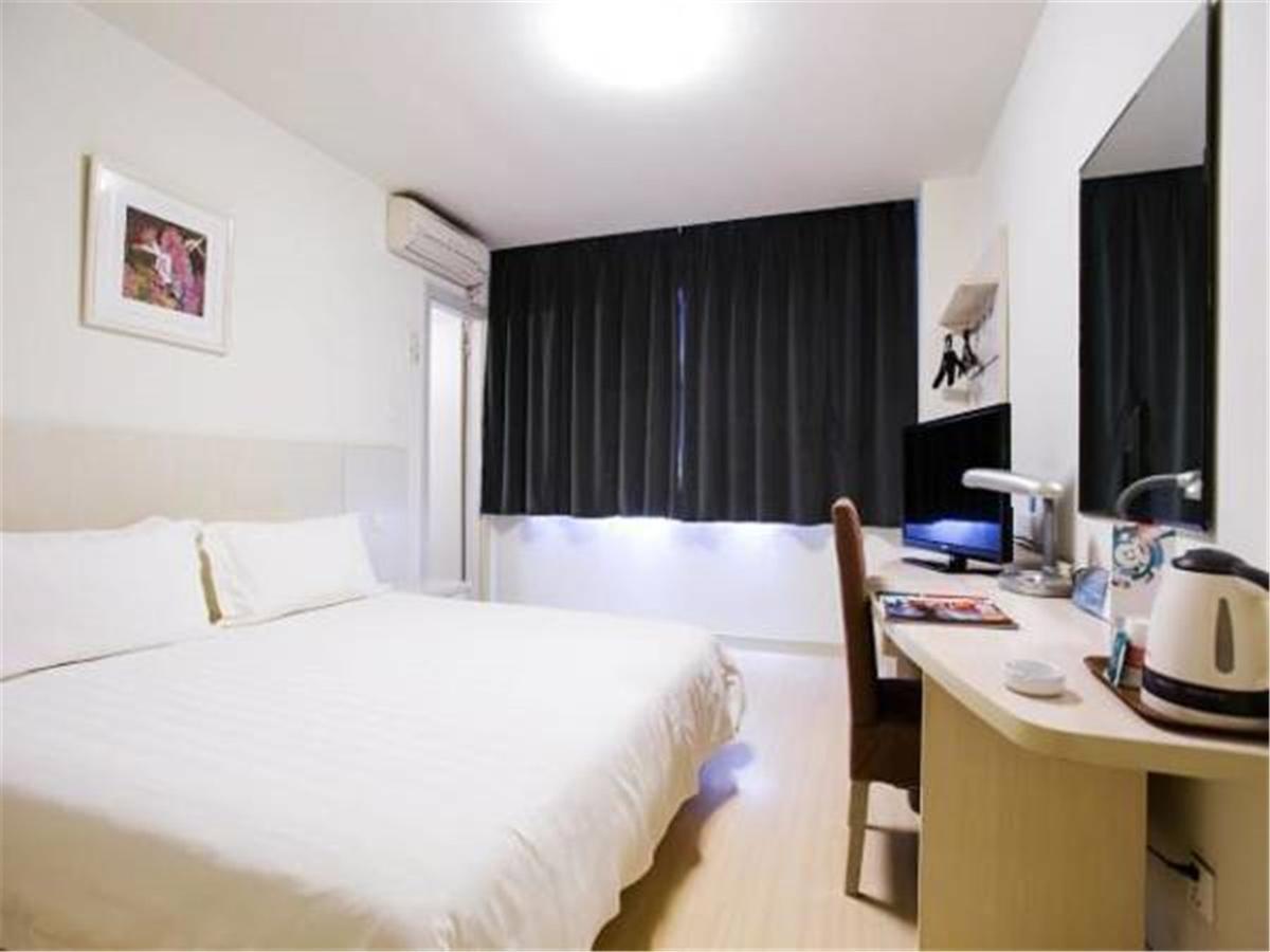 Jingjiang Inn Shanghai Baoyang Pier 외부 사진